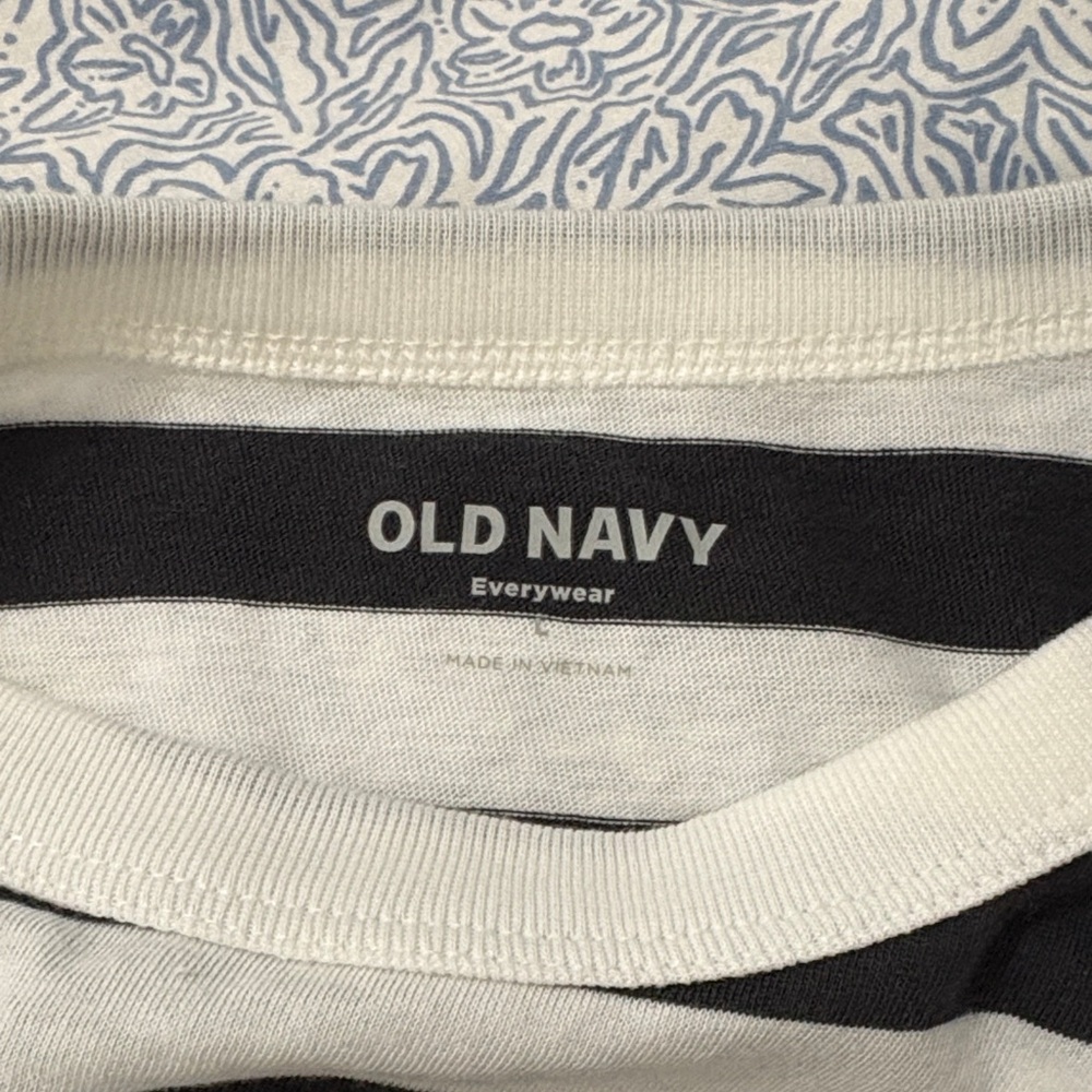 Old Navy Classic Black and White Striped Tee
